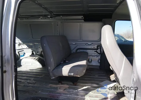 2006 Ford E-250 Commercial/Recreational z USA, uszkodzony, nr VIN 1FTNE24L96DB06102